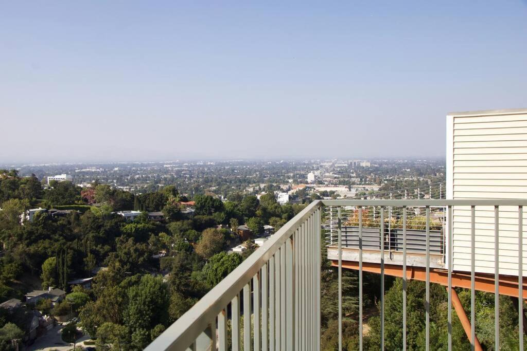 Mountain View Oasis Villa Los Angeles Exterior photo